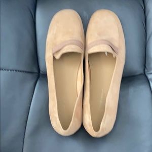 Easy spirit tan suede loafers